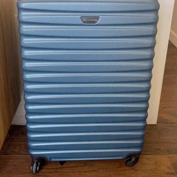 Ricardo Hard-Shell, Large Check In Bag - Picture 1 of 3